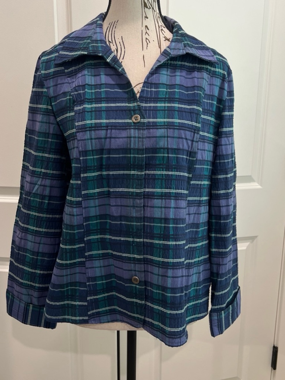 Christopher & Banks Plaid Button-Front Women's Top in Blue. Size M